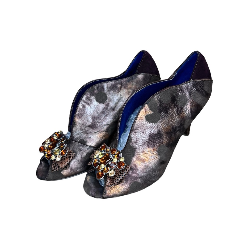 Poetic License Heels